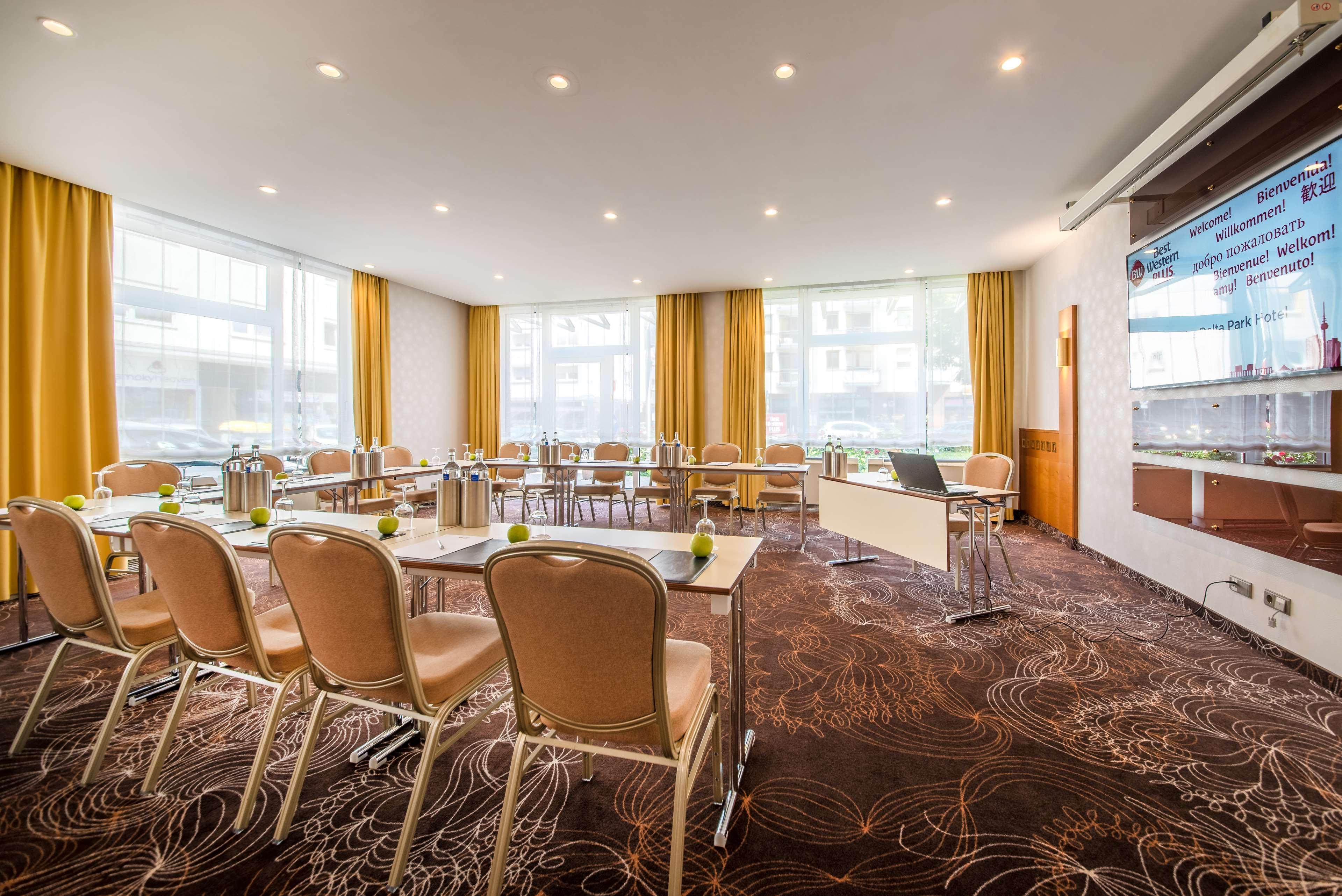 Best Western Plus Delta Park Hotel MHG Extérieur photo