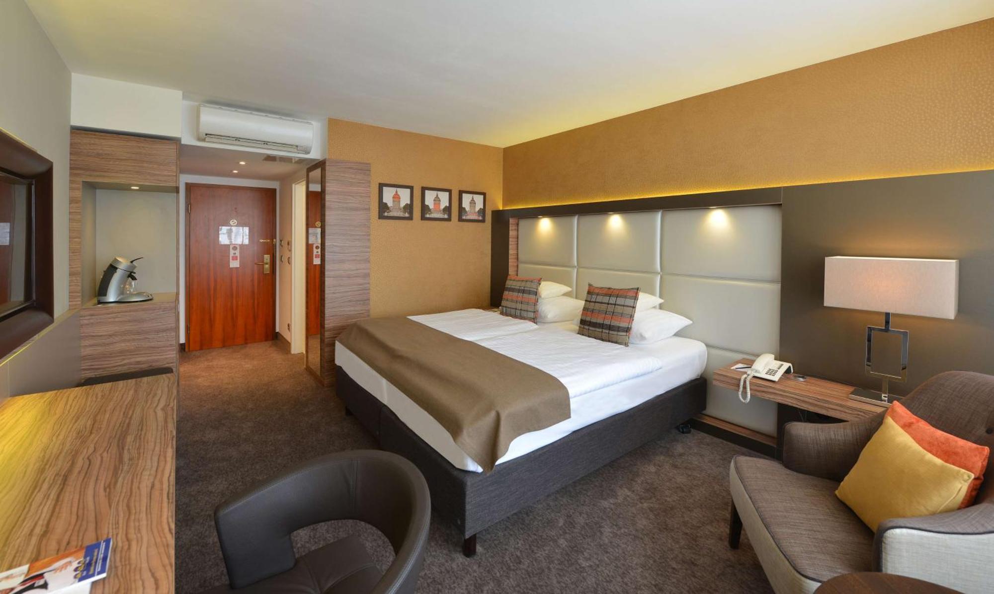 Best Western Plus Delta Park Hotel MHG Extérieur photo